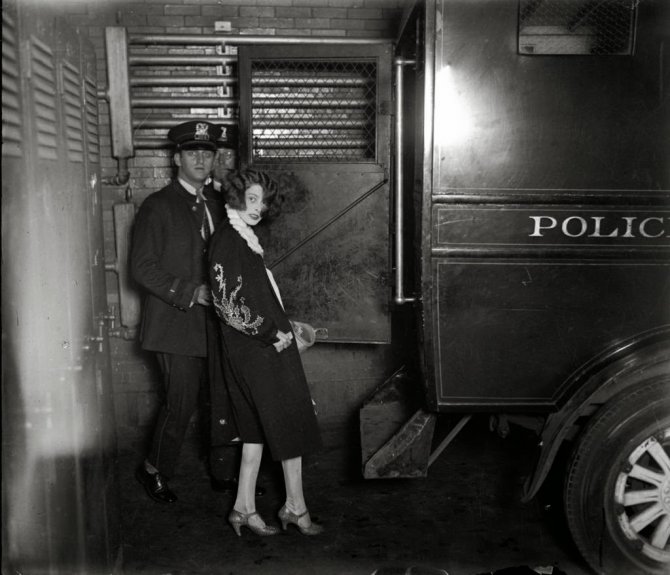 Female Criminals from the Early 1900s (1)