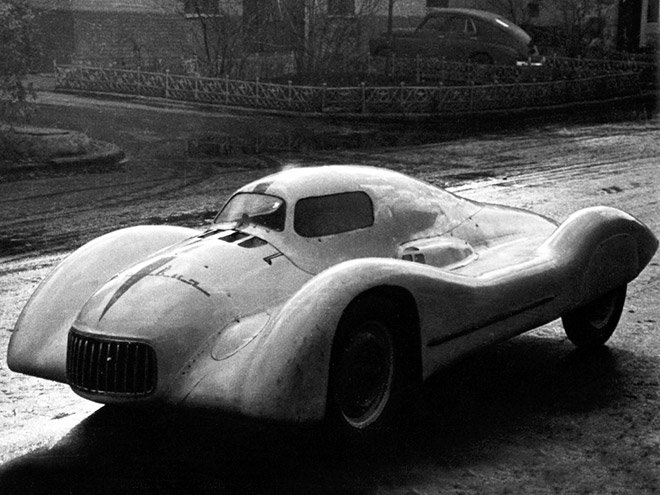 soviet car moskvichg2