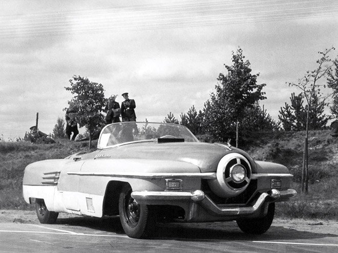 soviet car zis112