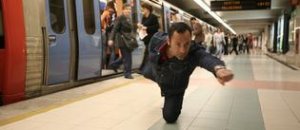 Macro cerca giovani artisti per la performance di marcello maloberti
