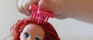 Barbie capelli crespi salon