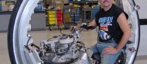 McLean V8 Monowheel