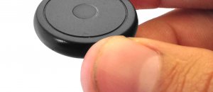 Holding Button TrackR Hi Res