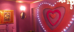Pink house 9 692x407