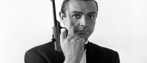 Bond connery with gun1