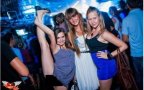 Come si divertono i giovani: le foto peggiori dei vostri weekend