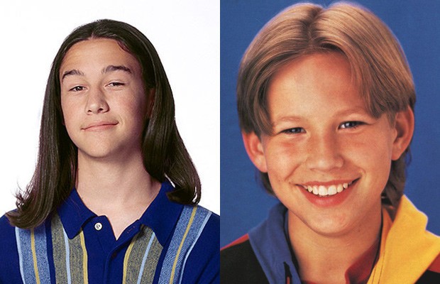 Ogni maschio in età tra le medie e le superiori in quegli anni ha portato i capelli lunghi con la riga nel mezzo. Tutti. Il ritorno agli anni 70, oppure per imitare Kurt Cobain (o gli Hanson). Qualche idolo resiste tuttora, a 40 e passa anni.