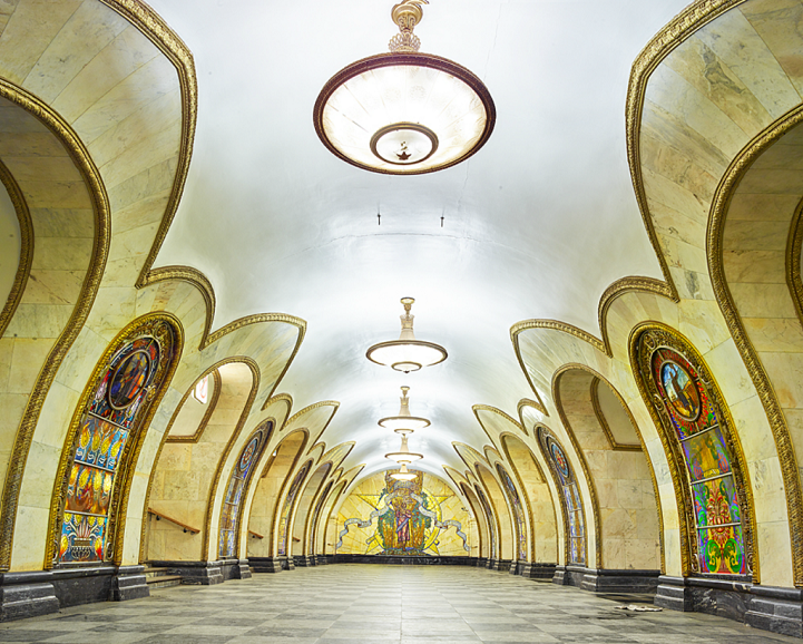 Fermata Novolobodskaya, Mosca