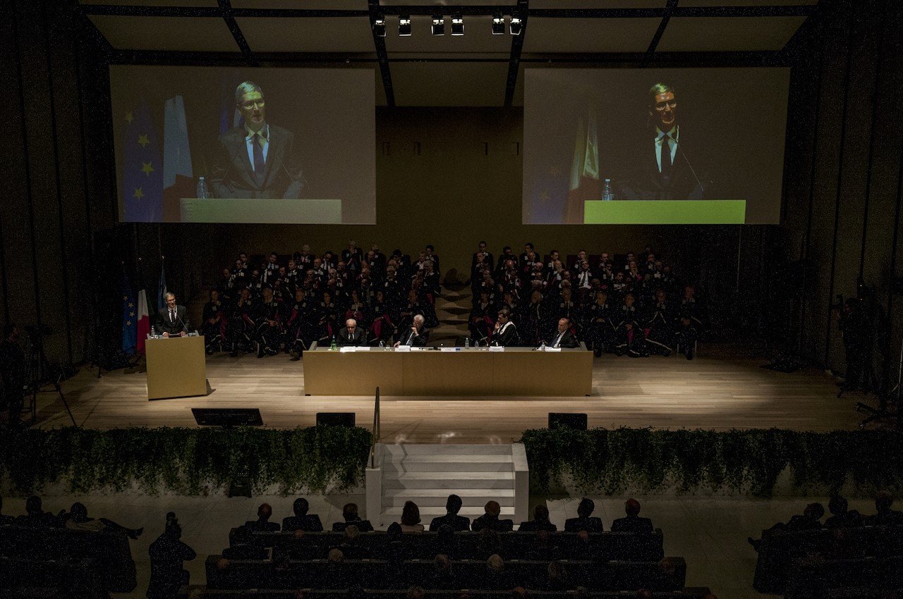 Il discorso di Tim Cook all'inaugurazione dell'anno accademico in Bocconi. Foto: Gabriele Ferraresi