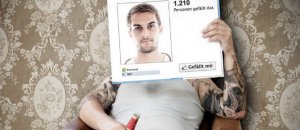 Nascondi il tuo vero io