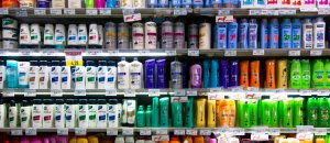 Shampoo su scaffale