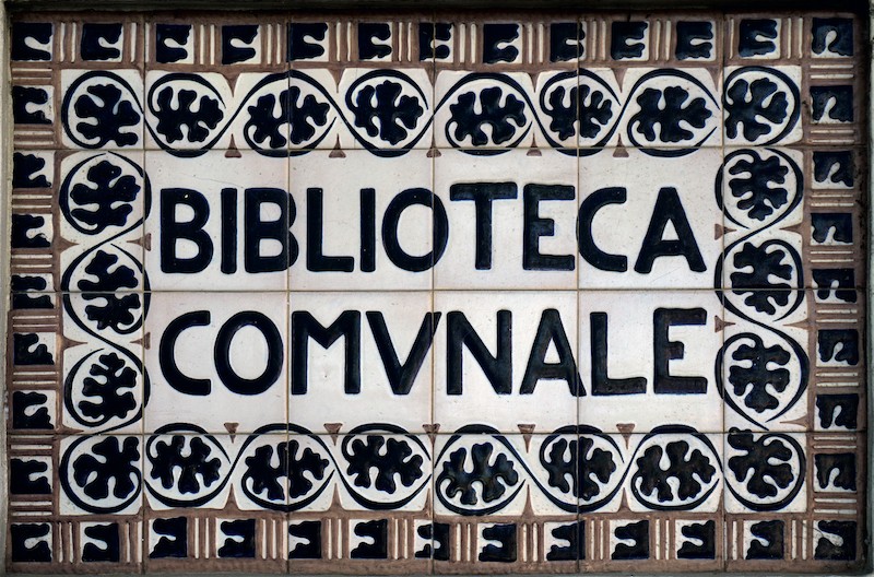 L'Italia Insegna - James Clough