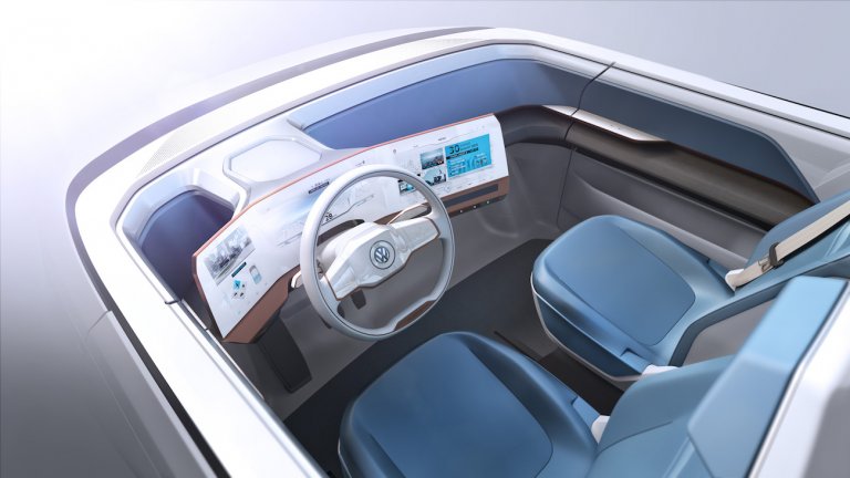 Di prezzi non si parla, anche perché il BUDD-e è ancora allo stadio concept car.
