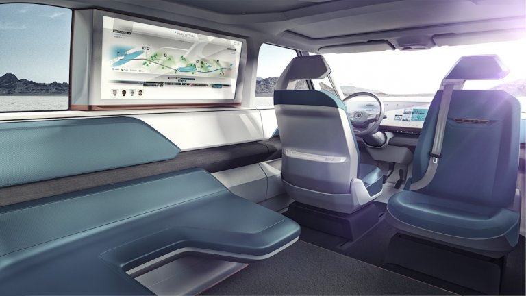 Gli interni del Volkswagen BUDD-e concept.
