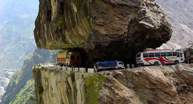 Le 10 strade più spettacolari e pericolose del mondo