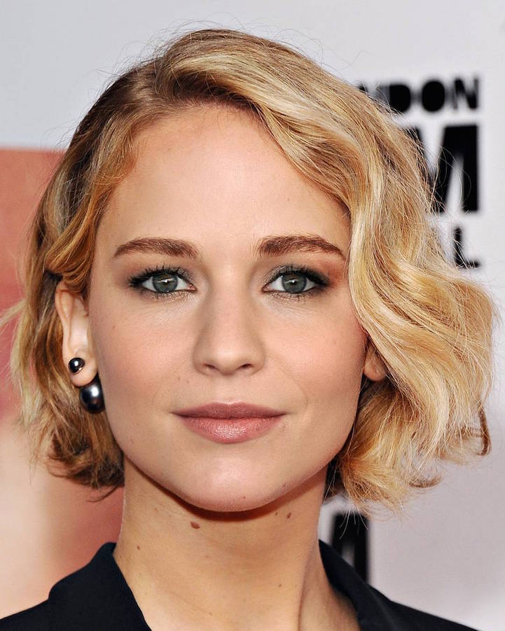 Un po' Jennifer Lawrence, un po' Claire Danes: niente male