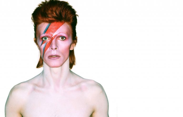 Tutte le mode lanciate da David Bowie in 20 stupende foto