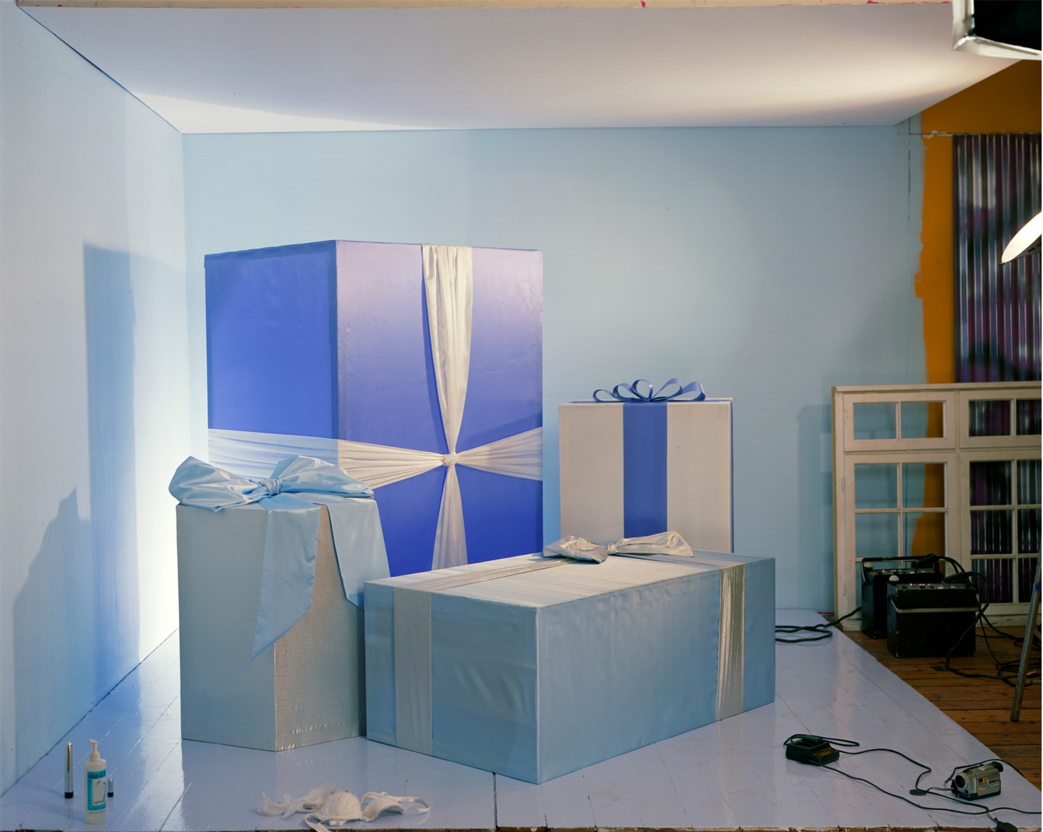 Empty Porn Sets, di Jo Broughton