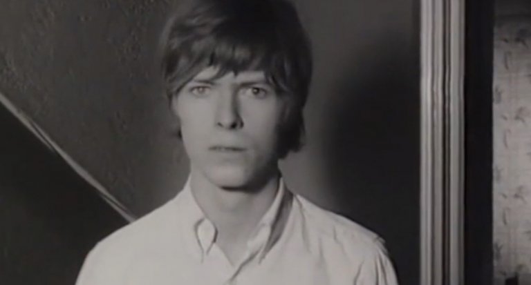 Guarda David Bowie esordire come attore in un horror del 1967