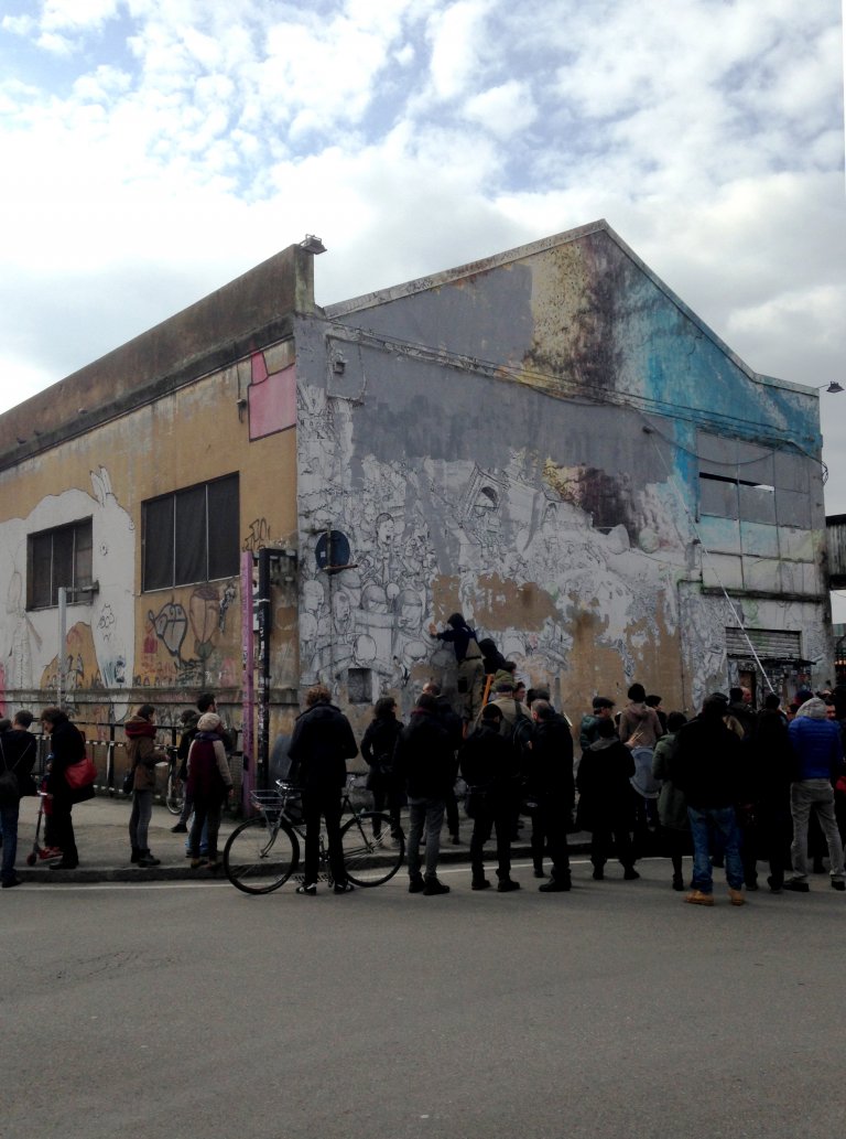 Blu cancella le sue opere a Bologna