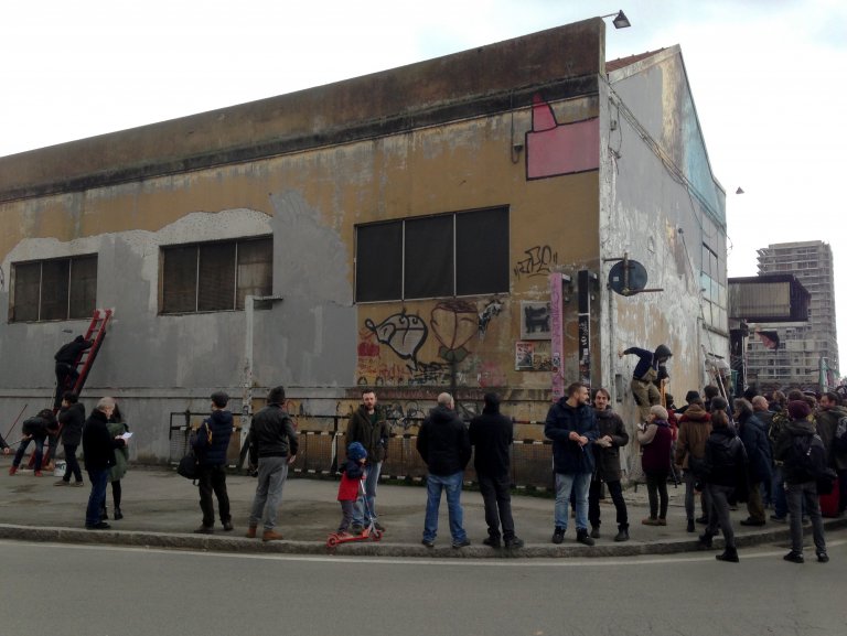 Blu cancella le sue opere a Bologna