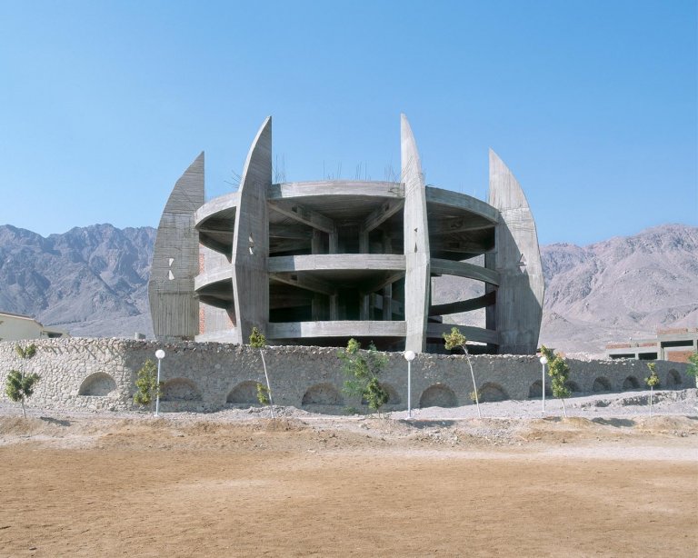Questi hotel abbandonati nel deserto in Egitto sembrano provenire da un altro pianeta
