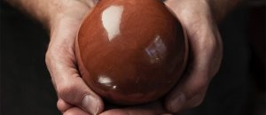Hikaru Dorodango, le perfette sfere giapponesi nate dal fango