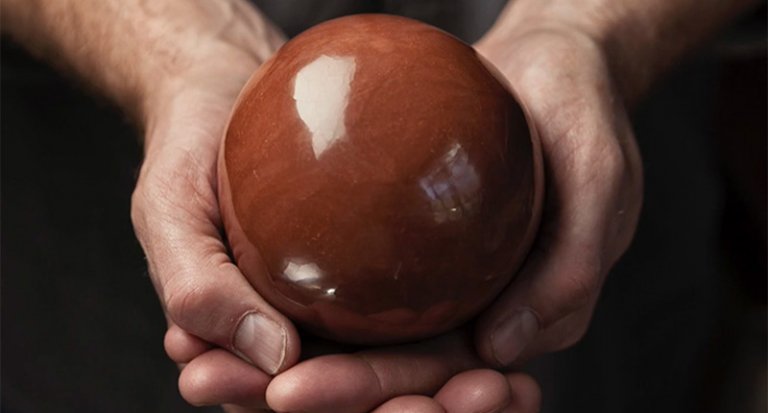 Hikaru Dorodango, le perfette sfere giapponesi nate dal fango