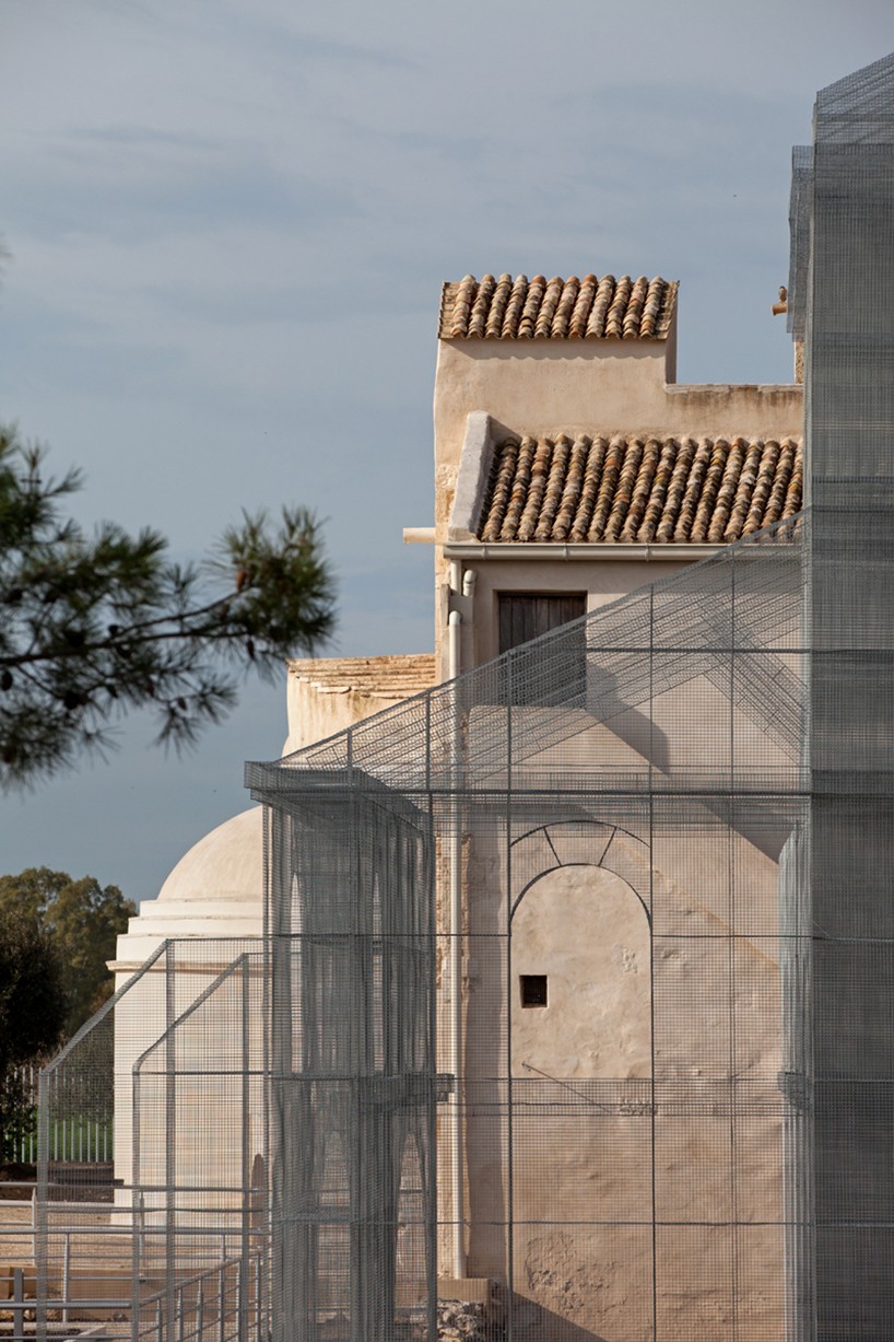 Basilica di Siponto - Edoardo Tresoldi
