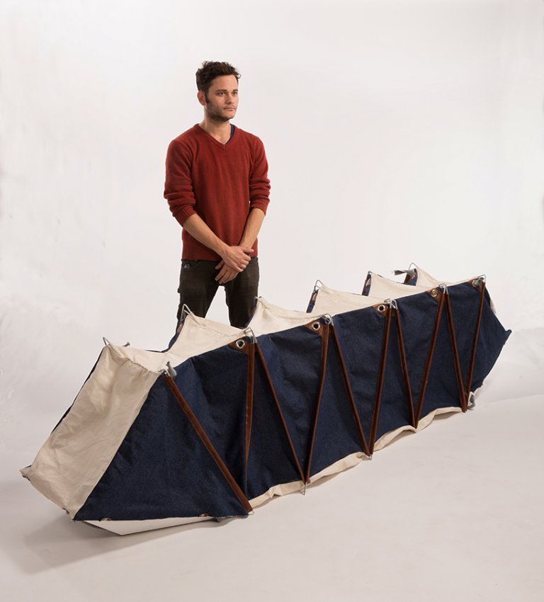 Lo zaino che si trasforma in tenda è perfetto per i campeggiatori pigri