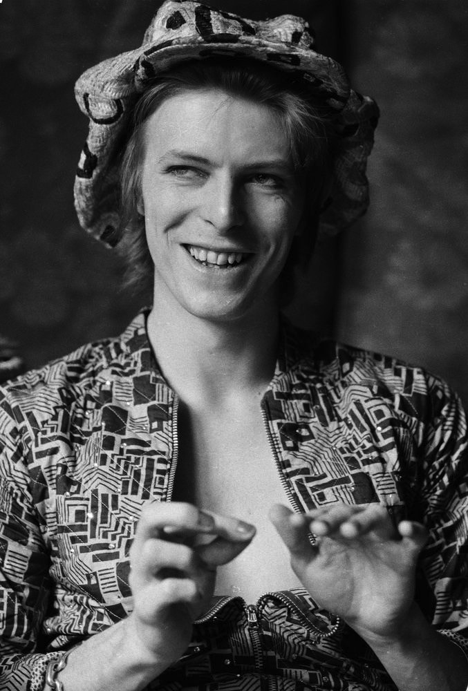 ©Michael Putland, David Bowie at home Beckenham Kent UK 1972