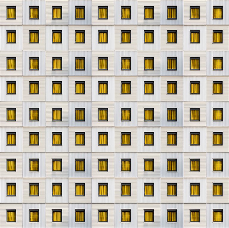 Le precisissime geometrie degli edifici nelle composizioni di Carlo Cafferini