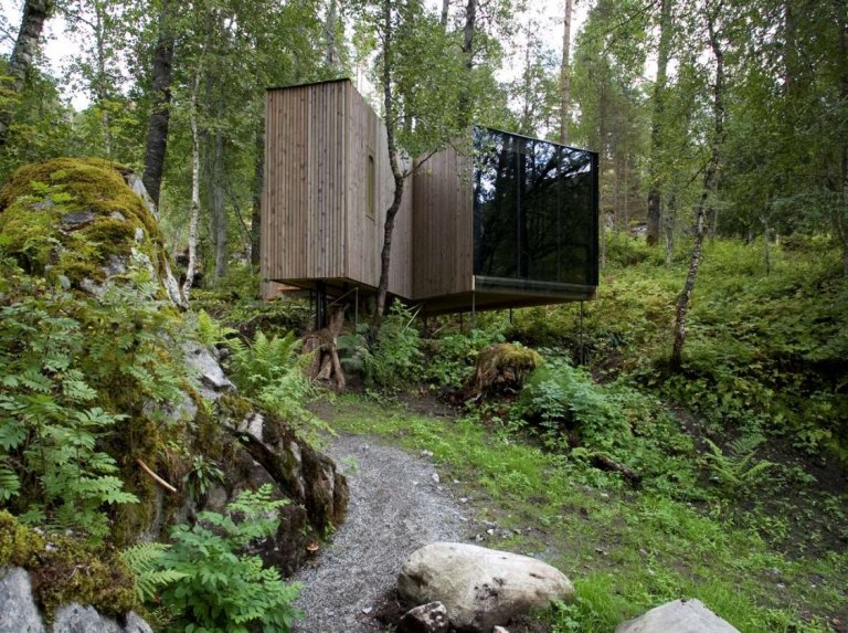 Se vuoi scappare dallo stress, questo albergo immerso nella natura è quello che fa per te