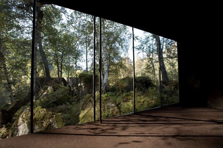 Se vuoi scappare dallo stress, questo albergo immerso nella natura è quello che fa per te