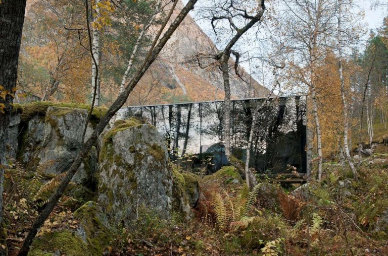 Se vuoi scappare dallo stress, questo albergo immerso nella natura è quello che fa per te