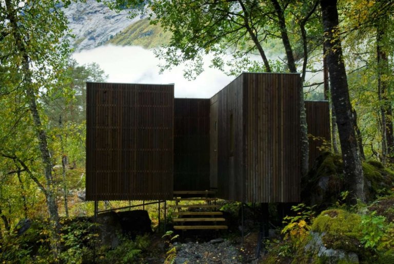 Se vuoi scappare dallo stress, questo albergo immerso nella natura è quello che fa per te