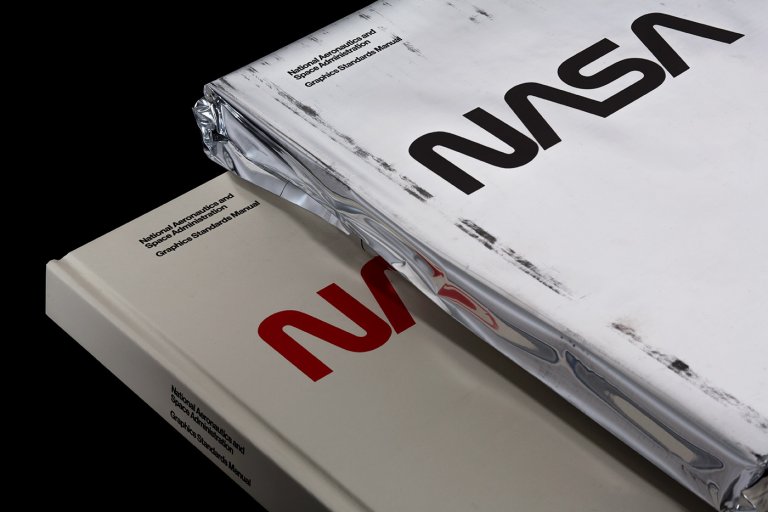 Graphics standards manual.