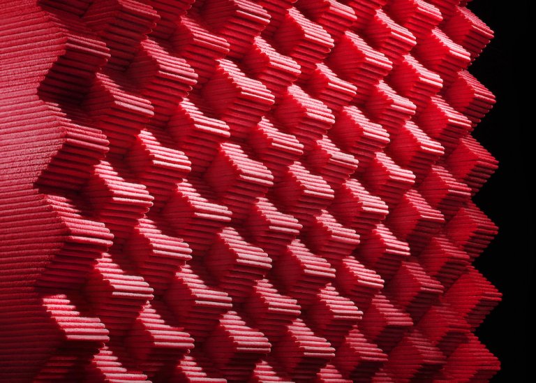 Le fantastiche architetture futuristiche create coi chewing-gum