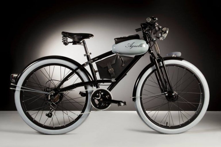 Le nuove creazioni di Luca Agnelli, l’artigiano che ha ridisegnato la bici a pedalata assistita
