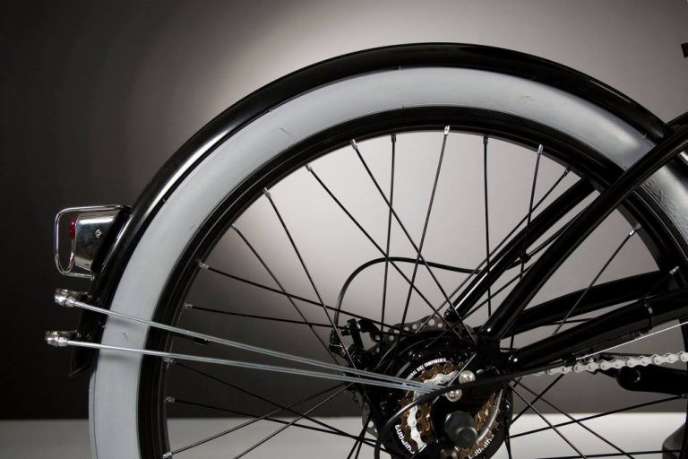 Le nuove creazioni di Luca Agnelli, l’artigiano che ha ridisegnato la bici a pedalata assistita