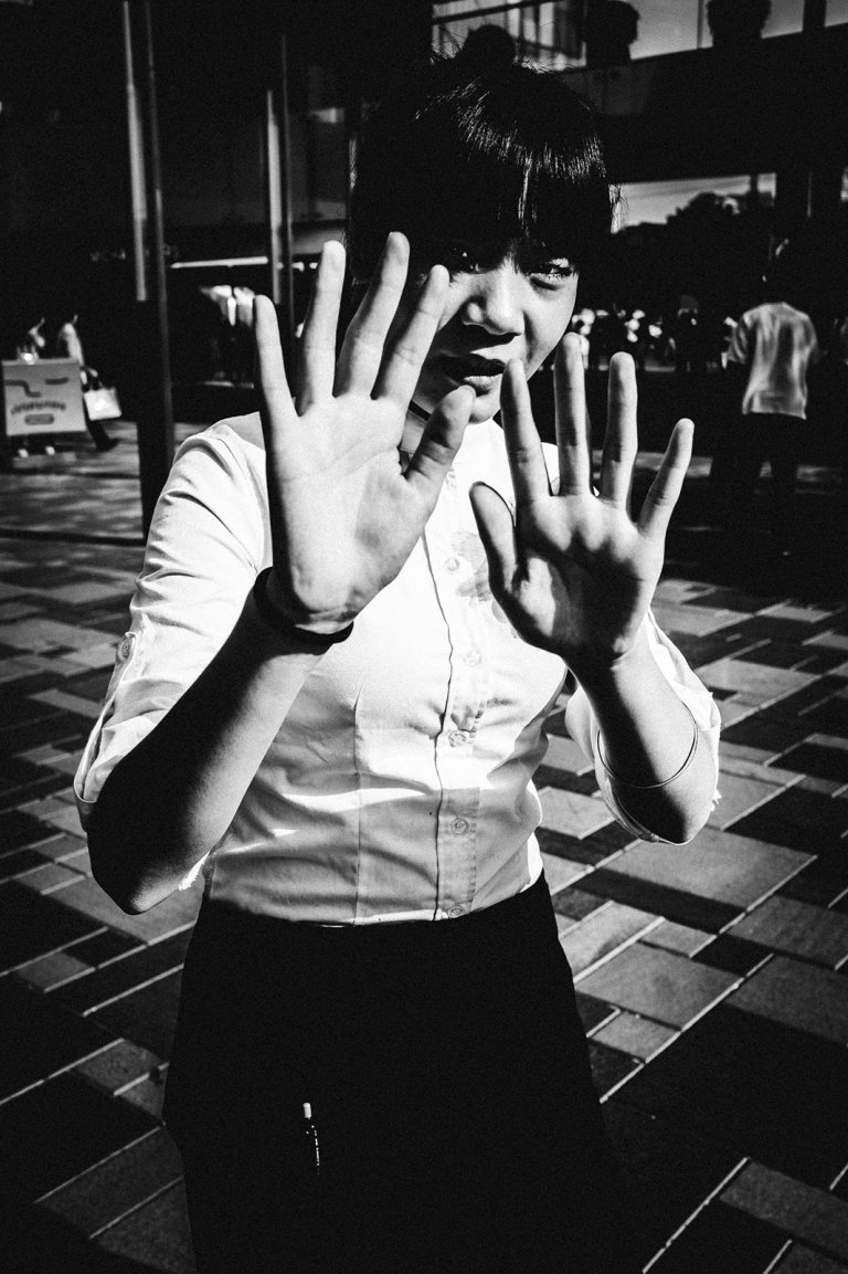 Jiwei Han fotografa le persone che non vogliono farsi fotografare