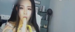 mangiare banane in cina
