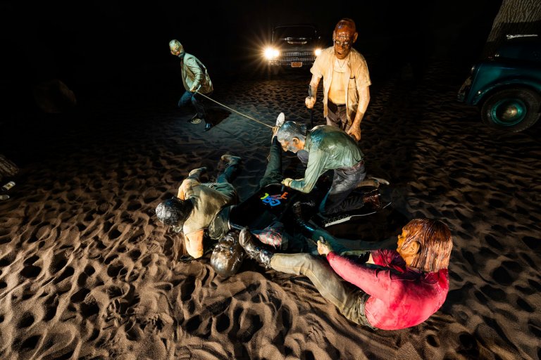 “Kienholz: Five Car Stud” alla Fondazione Prada
