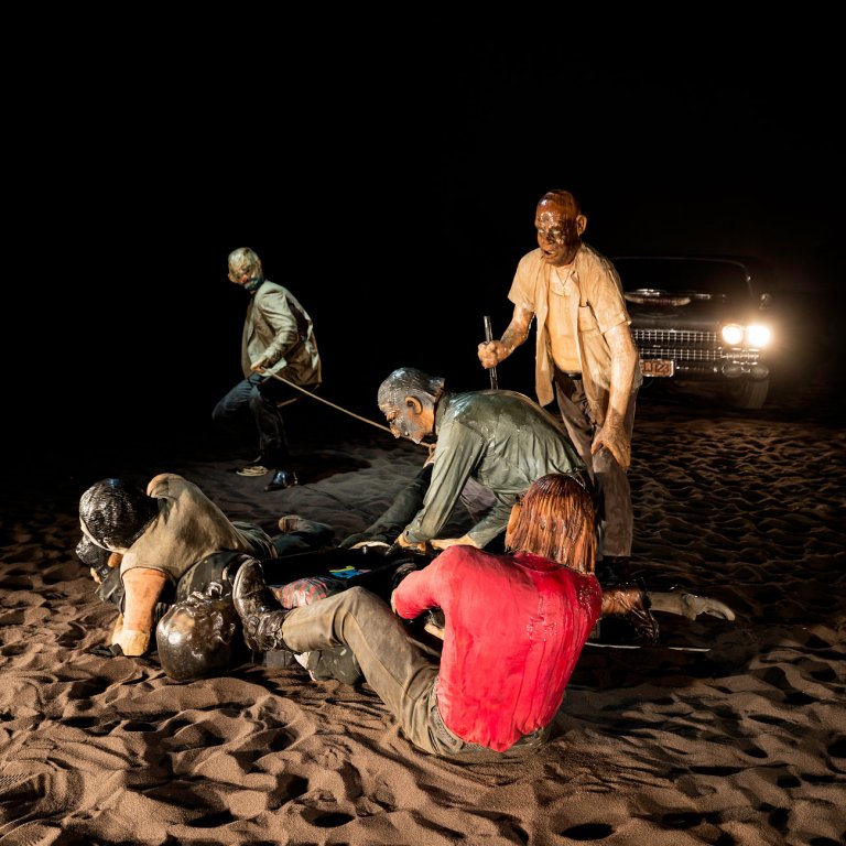 “Kienholz: Five Car Stud” alla Fondazione Prada