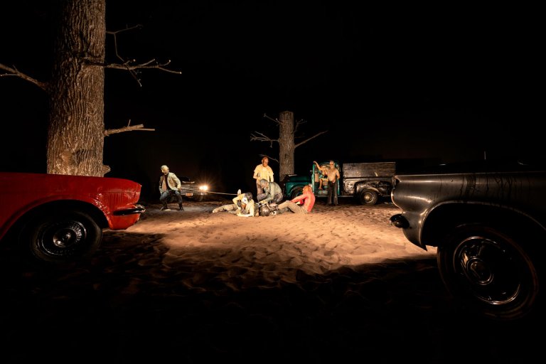 “Kienholz: Five Car Stud” alla Fondazione Prada