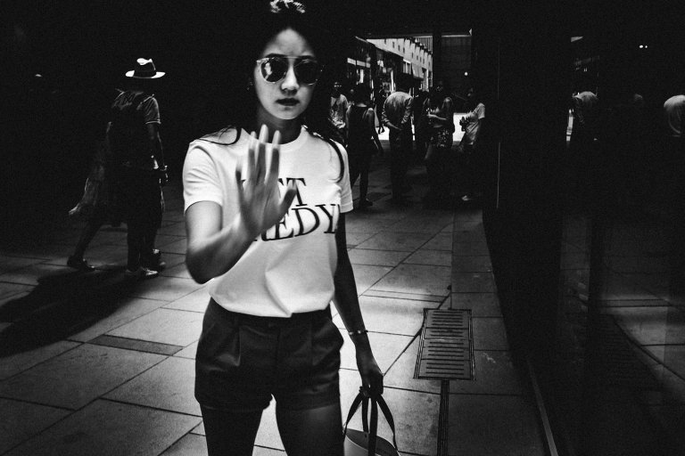 Jiwei Han fotografa le persone che non vogliono farsi fotografare