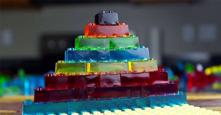 Con i Lego di gelatina potrai creare costruzioni incredibili e poi mangiarle