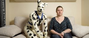 Documentario uomini che vivono come cani