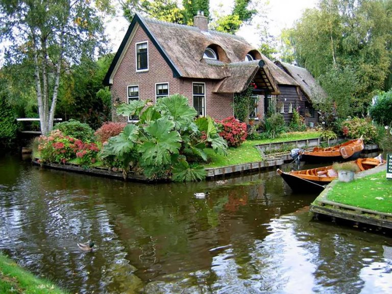 Giethoorn, il villaggio magico olandese