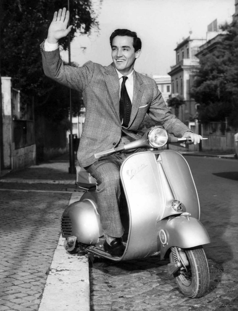 La vera eleganza: le più belle foto di Vittorio Gassman, morto 16 anni fa